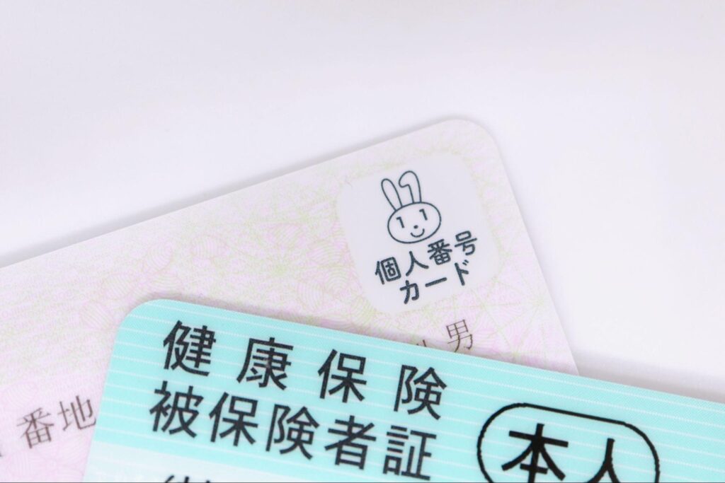 セラミック 前歯 値段