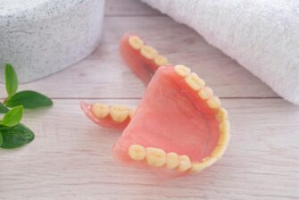 入れ歯 何歳から