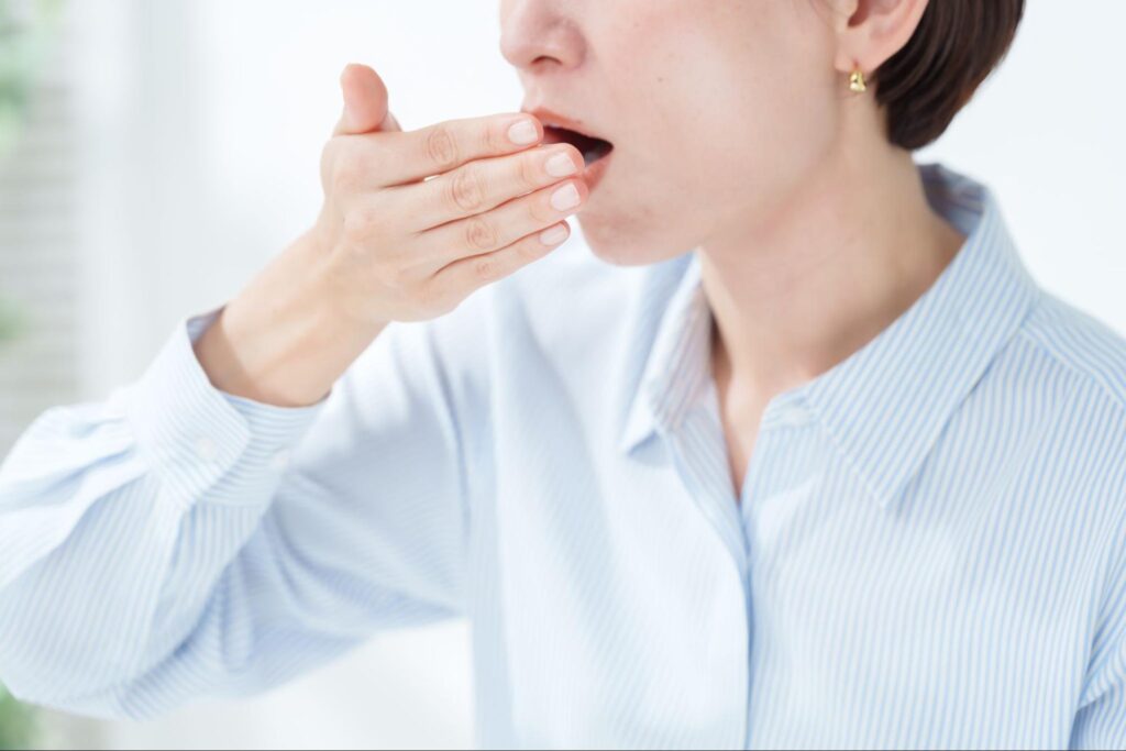 自分の口臭を確認する方法