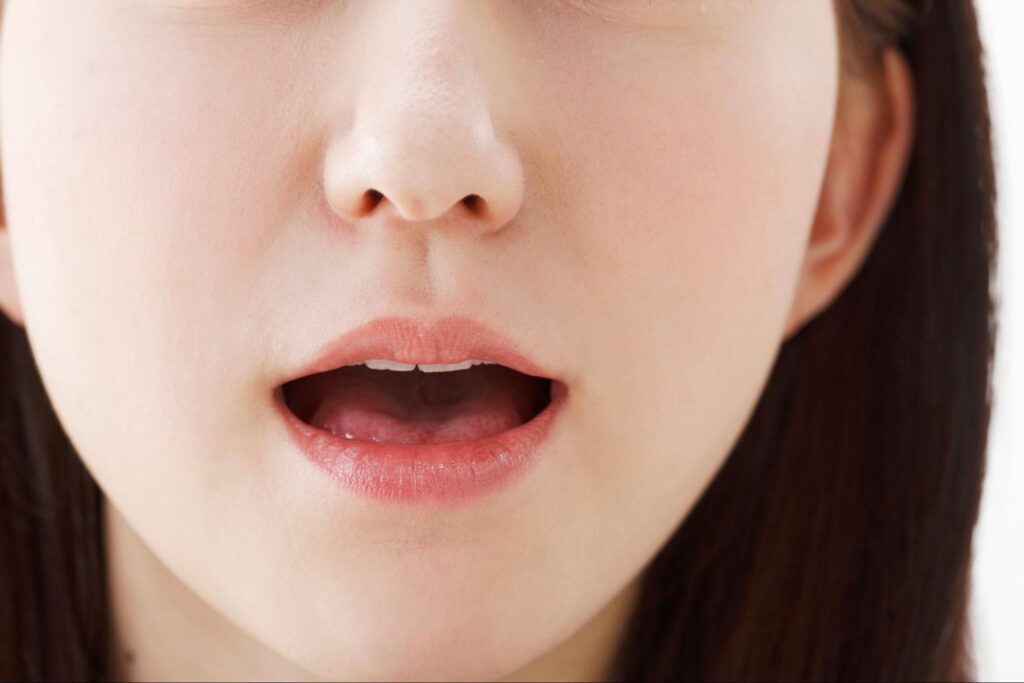 自分の口臭を確認する方法