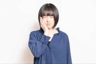 親知らず　埋まってる