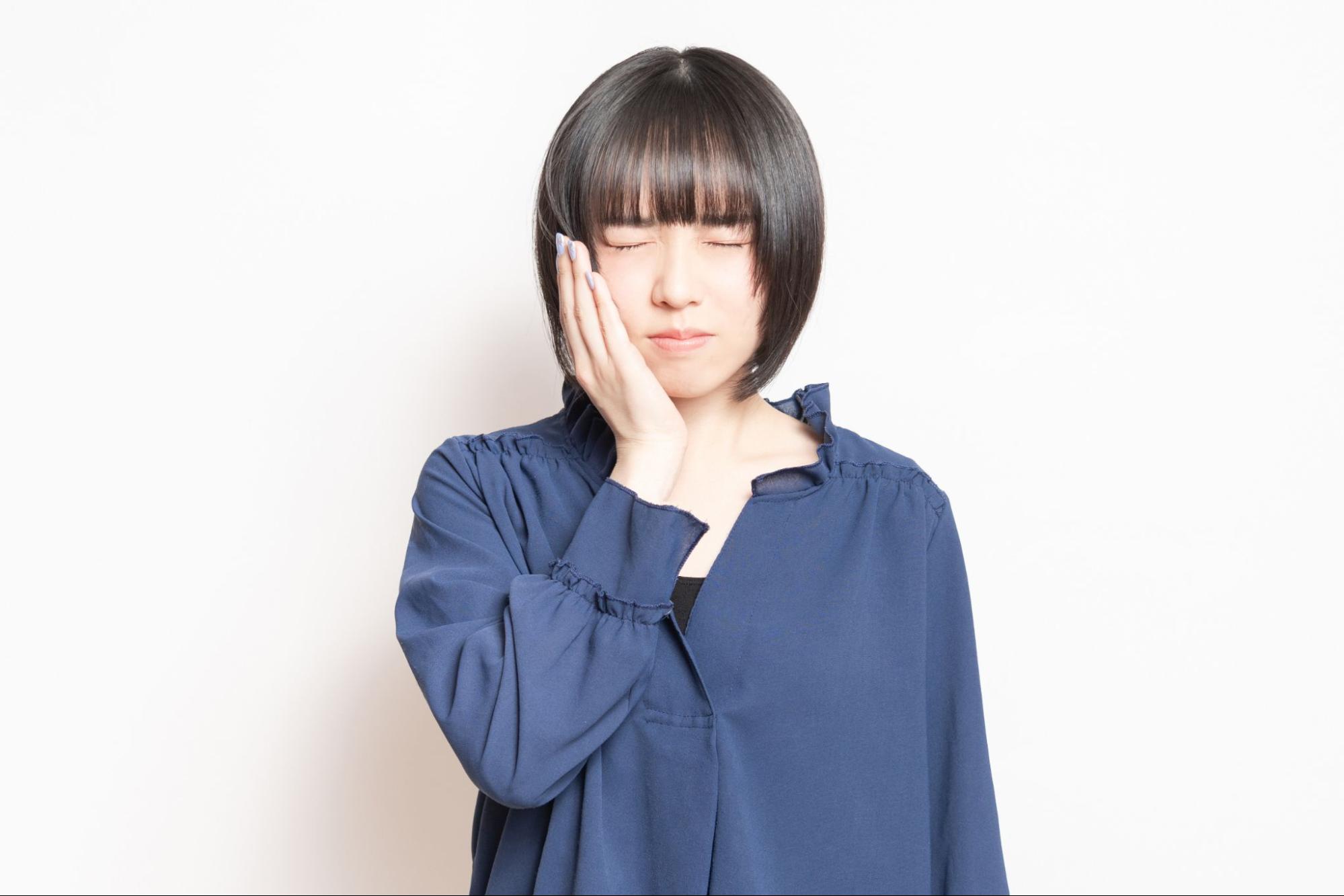 親知らず　埋まってる